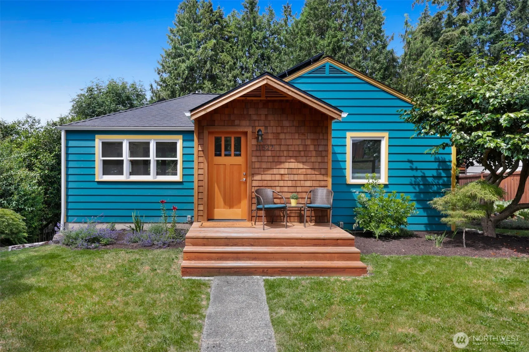 Property photo for 11527 39th Avenue Ne, Seattle