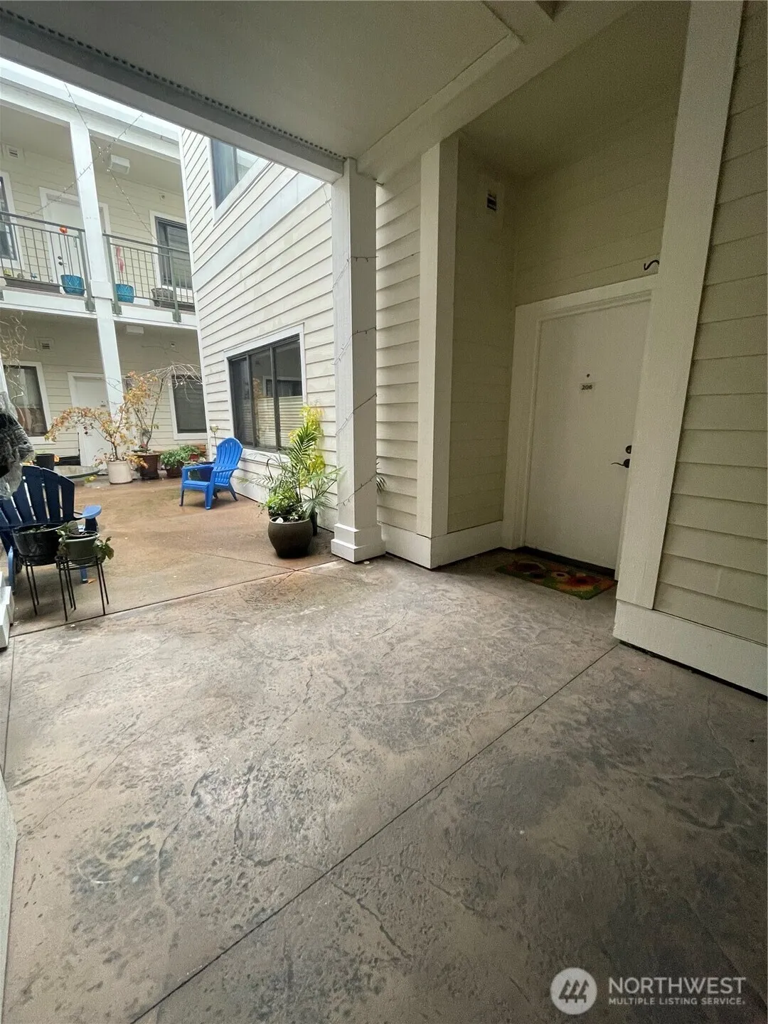 Property photo for 1101 Mckenzie Avenue #206, Bellingham photo 4