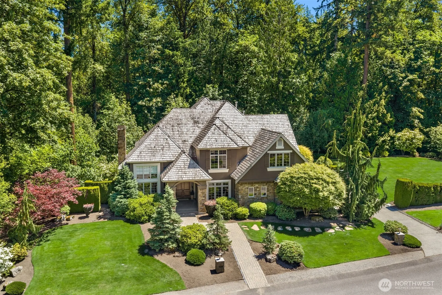 Property photo for 12426 205th Place Ne, Woodinville