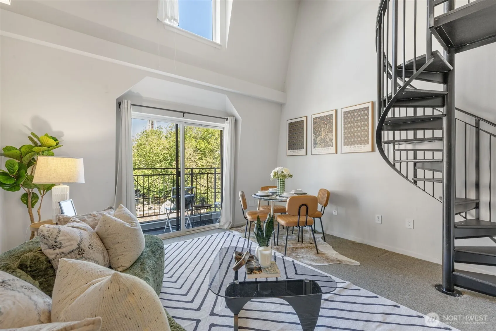 Property photo for 425 Vine Street #706, Seattle photo 5