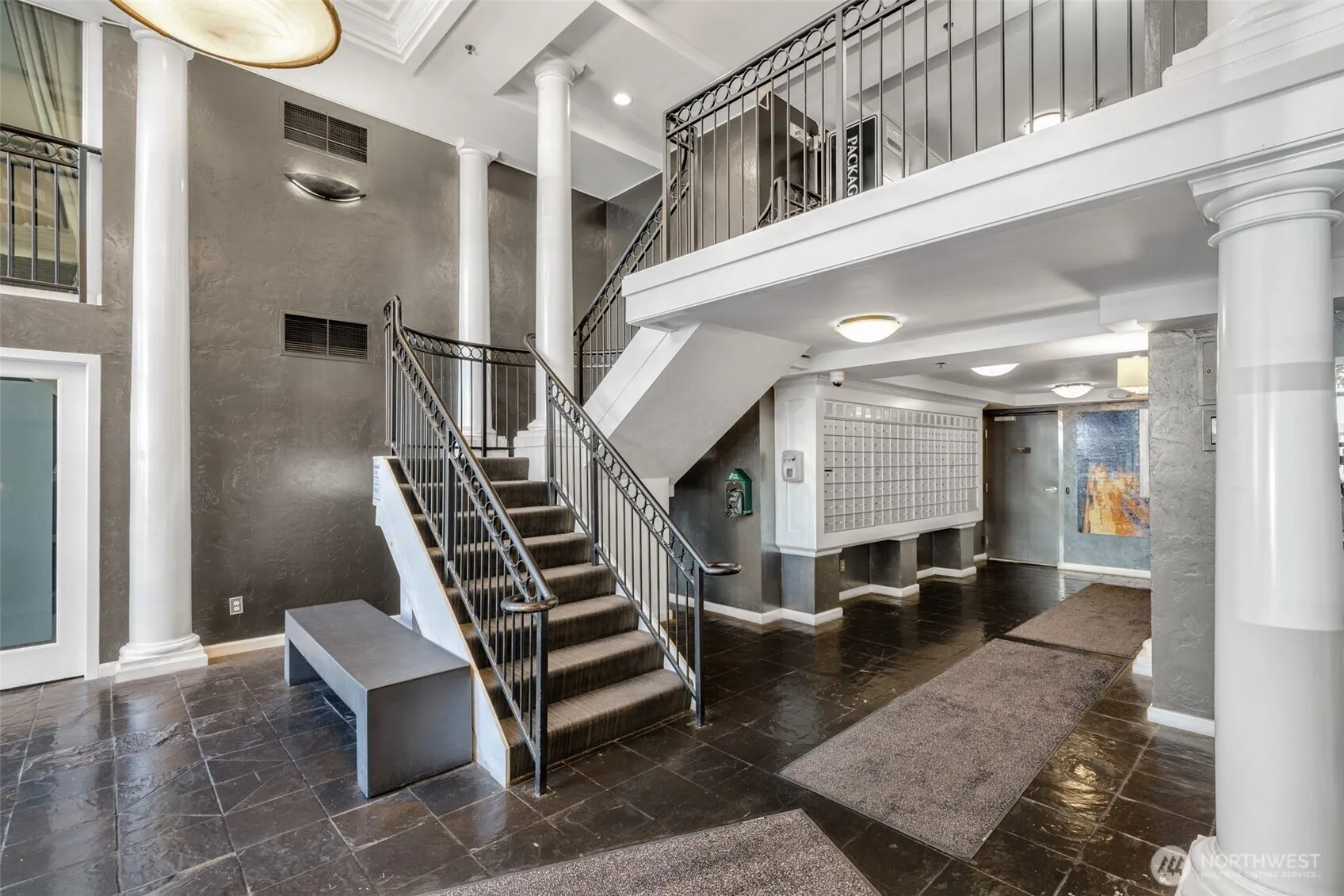 Property photo for 425 Vine Street #706, Seattle photo 3