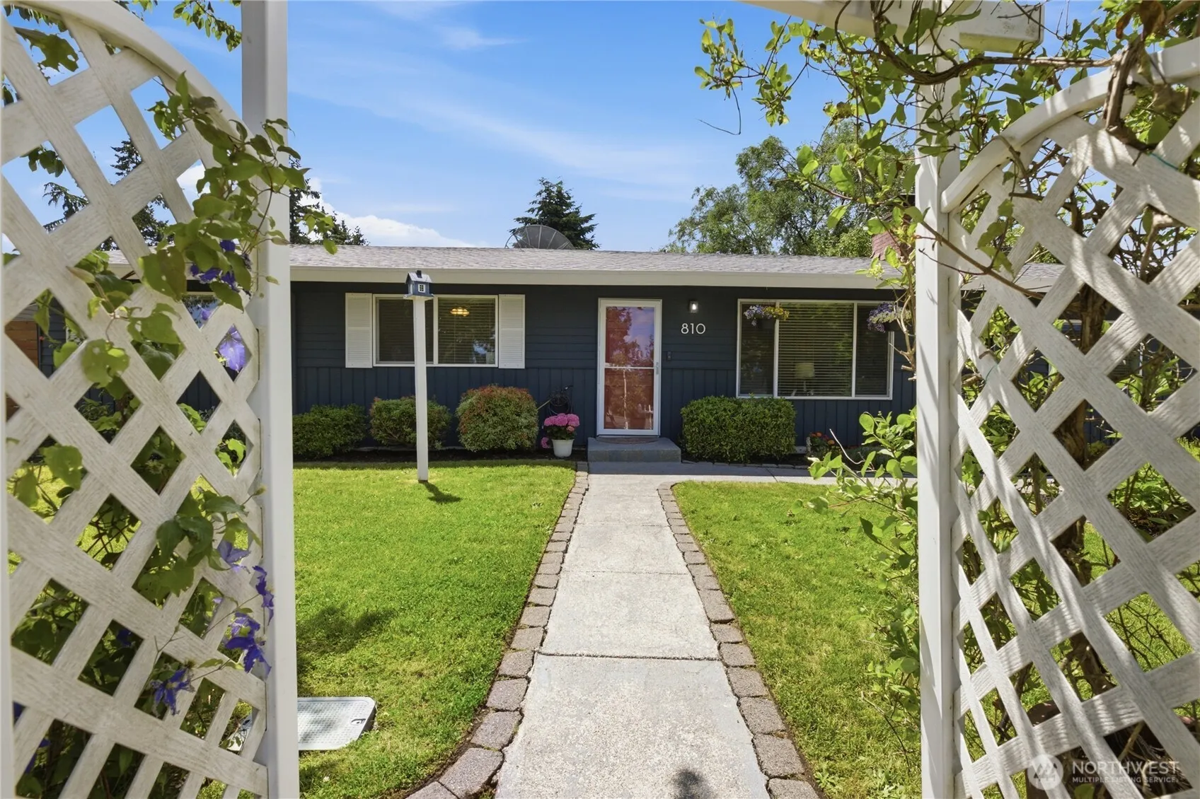 Property photo for 810 132nd Street S, Tacoma photo 5