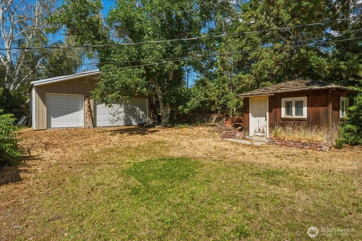 Property photo for 291 11th Street Ne, East Wenatchee photo 2