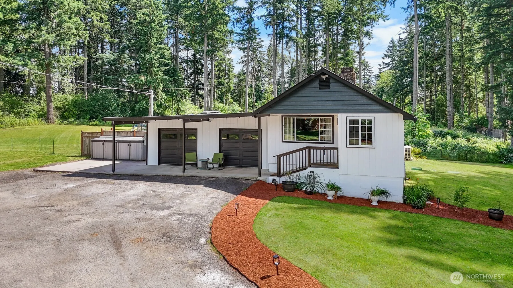 Property photo for 7045 Hawks Prairie Road Ne, Olympia photo 2