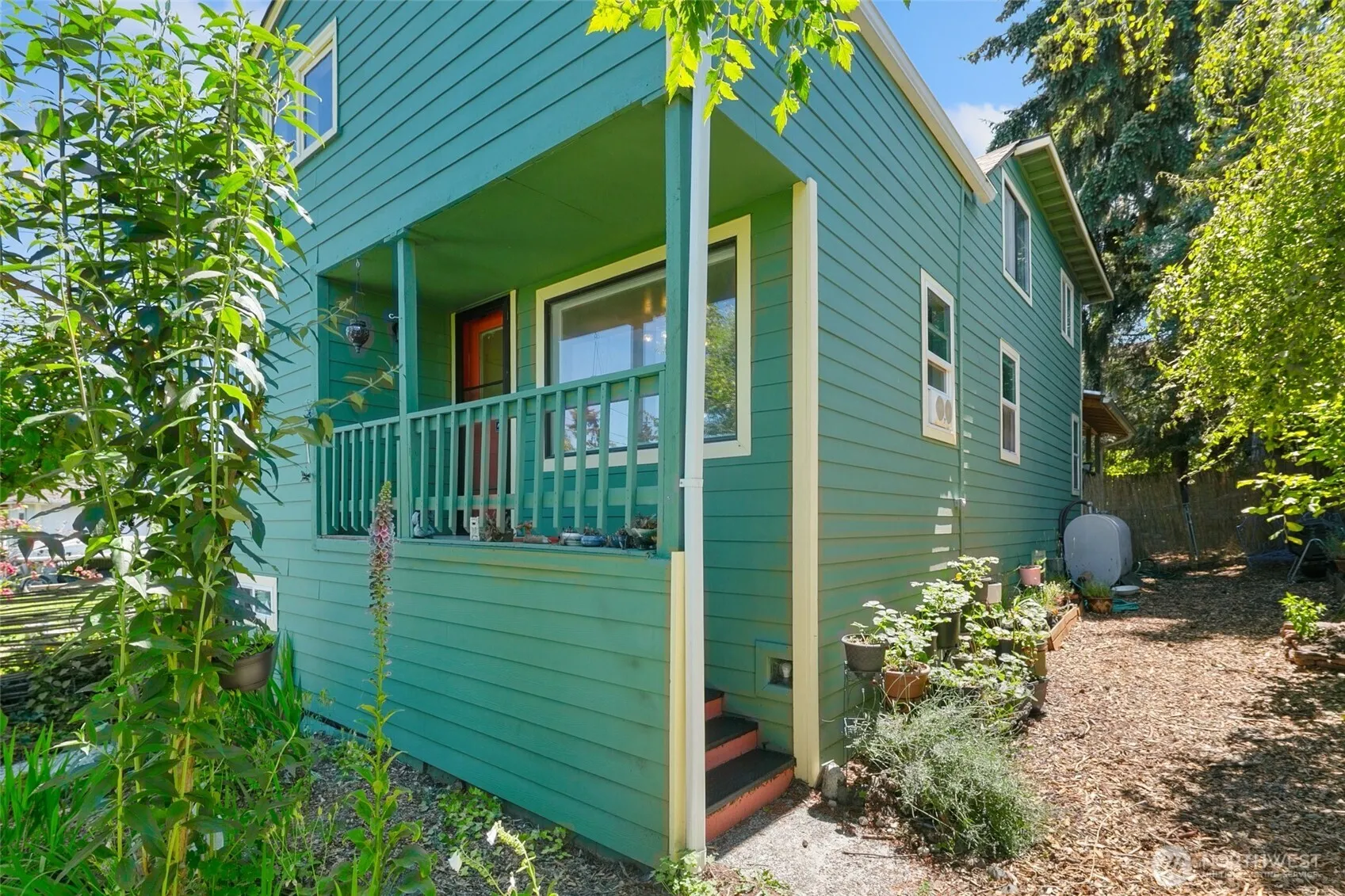 Property photo for 1235 S 101st Street, Seattle