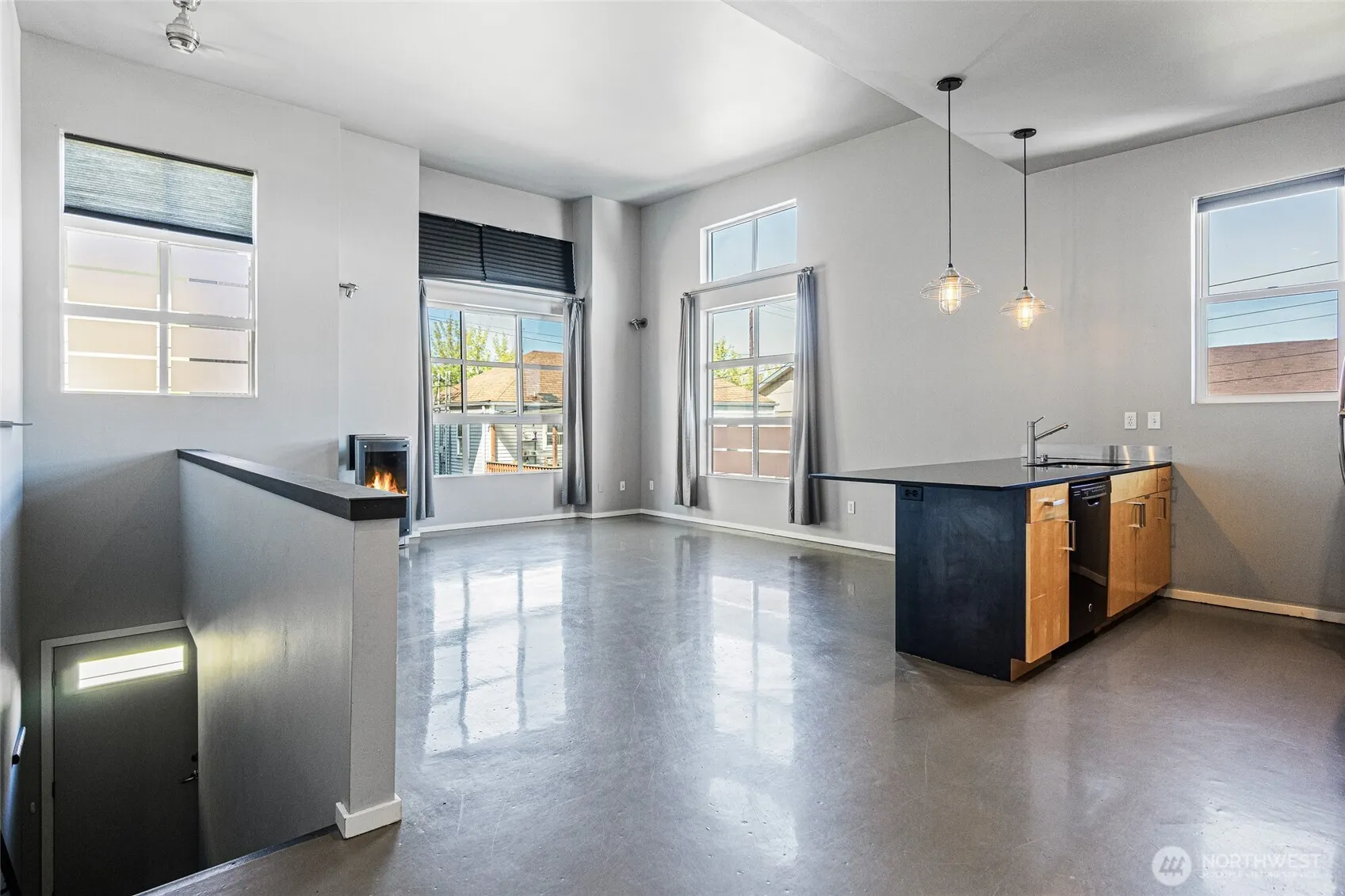 Property photo for 6706 Corson Avenue S #a, Seattle photo 3