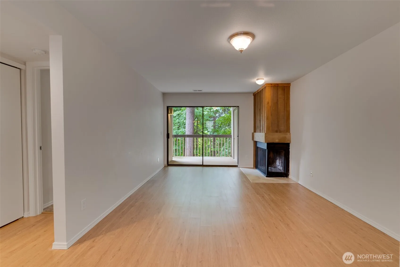 Property photo for 10819 Ne 37th Place #224, Bellevue photo 5