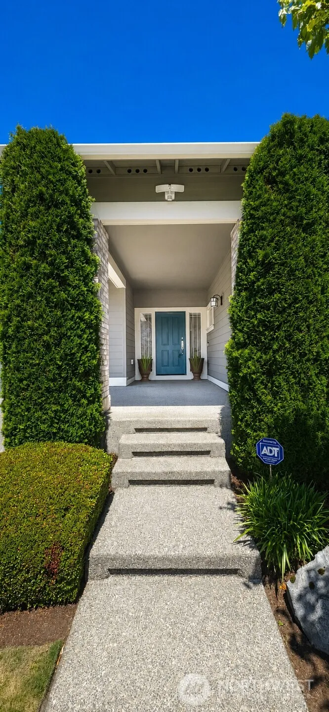 Property photo for 15372 Se 160th Place, Renton photo 2