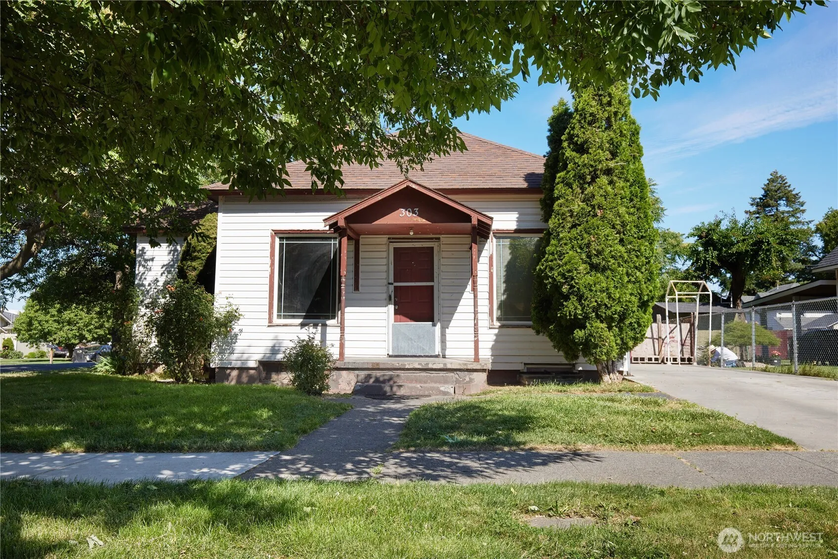 Property photo for 303 E Oak Street, Walla Walla