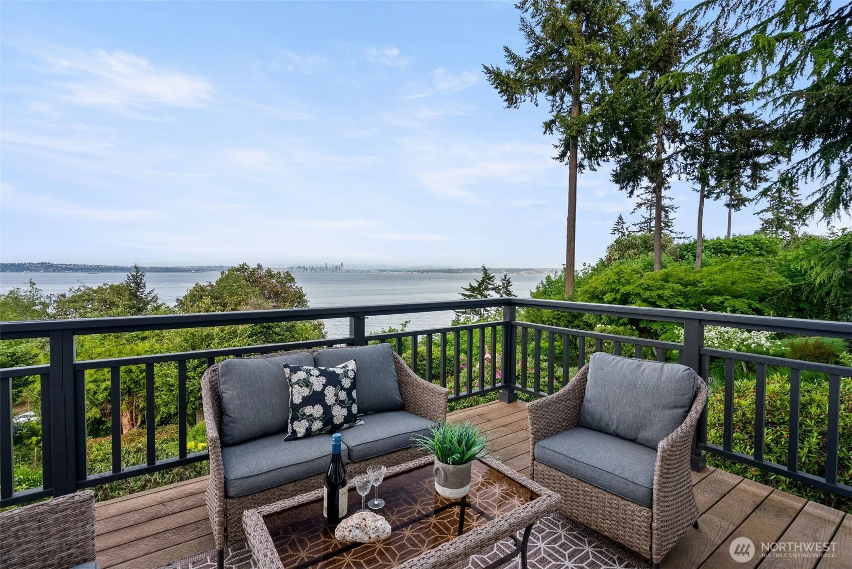 Property photo for 10879 Bill Point Circle Ne, Bainbridge Island