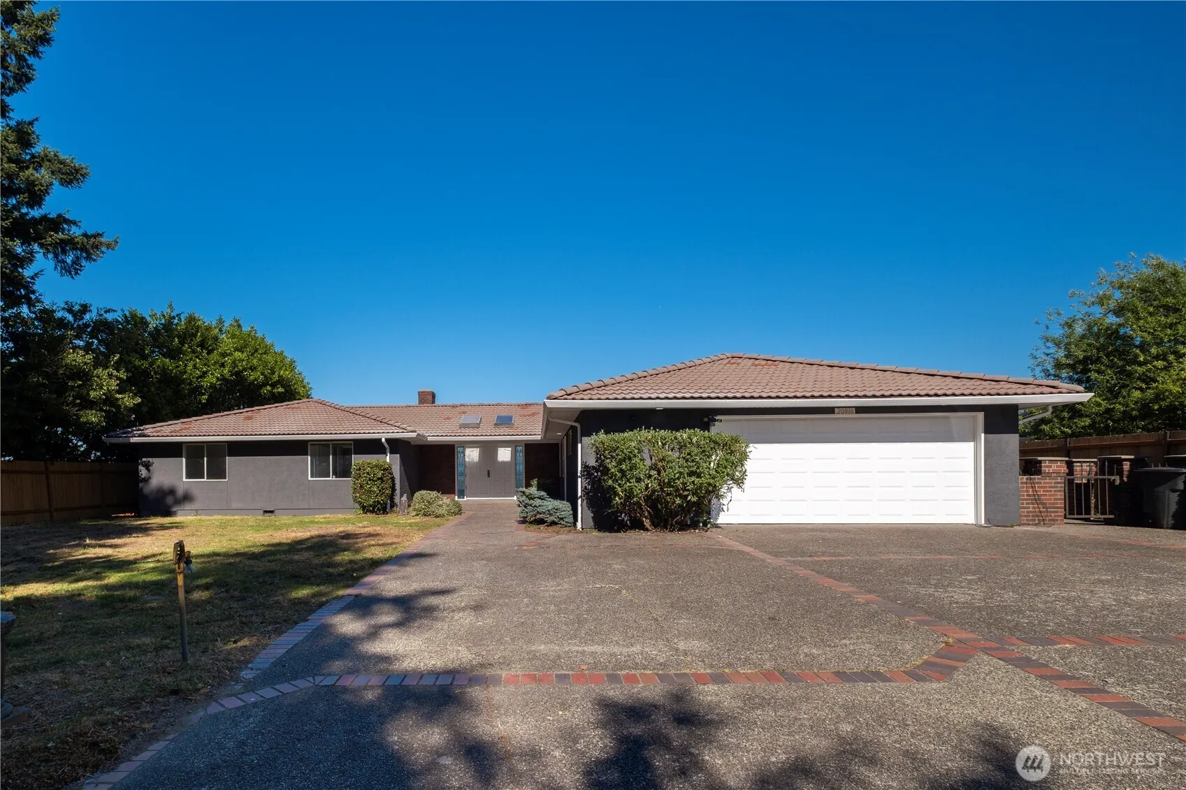 Property photo for 20916 Military Road S, Sea Tac