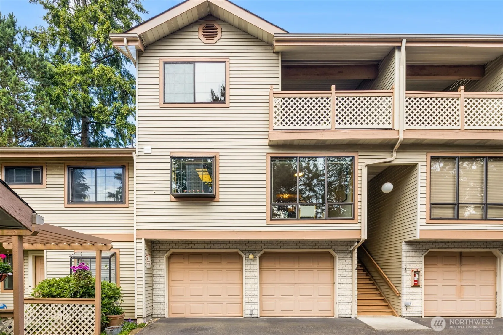 Property photo for 1572 Ne 177th Street #a4, Shoreline