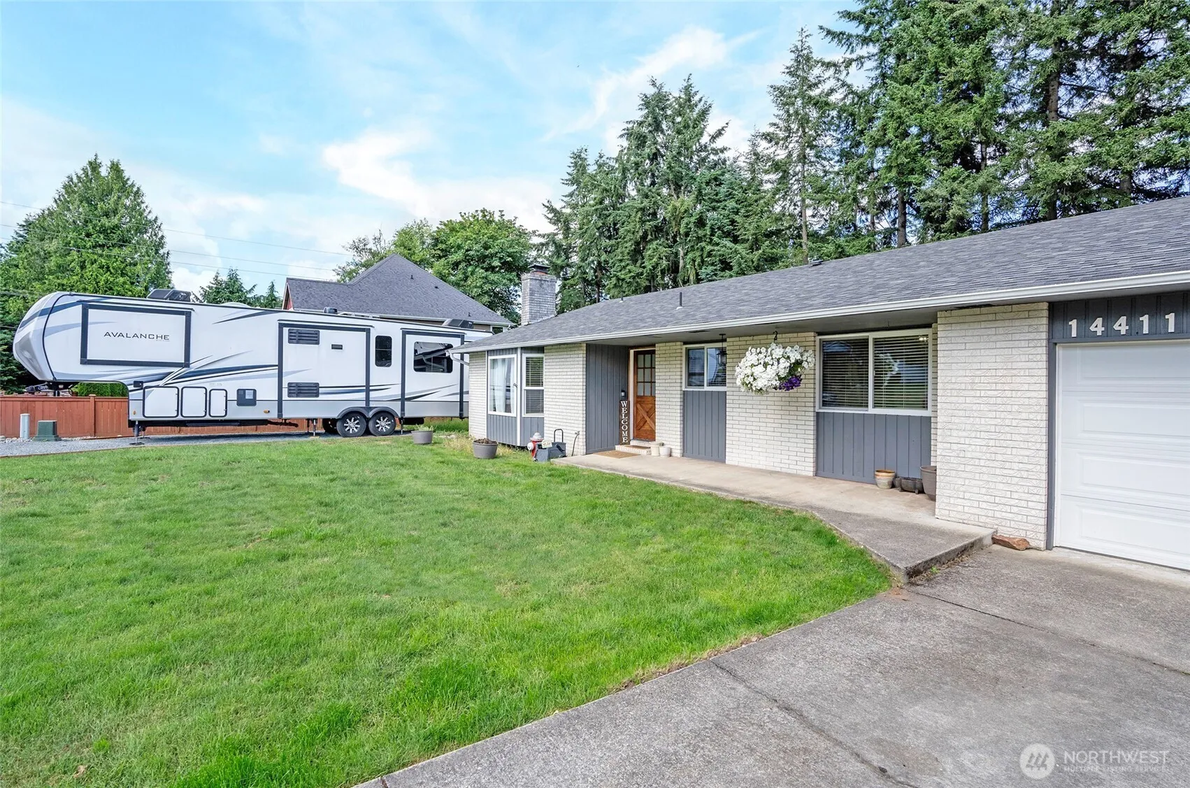Property photo for 14411 116th Avenue Ct E, Puyallup photo 3