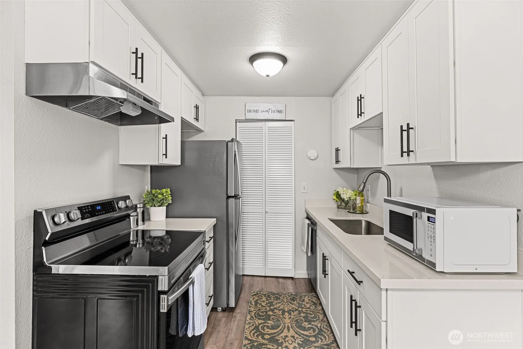 Property photo for 15210 Macadam Road S #d211, Tukwila photo 5