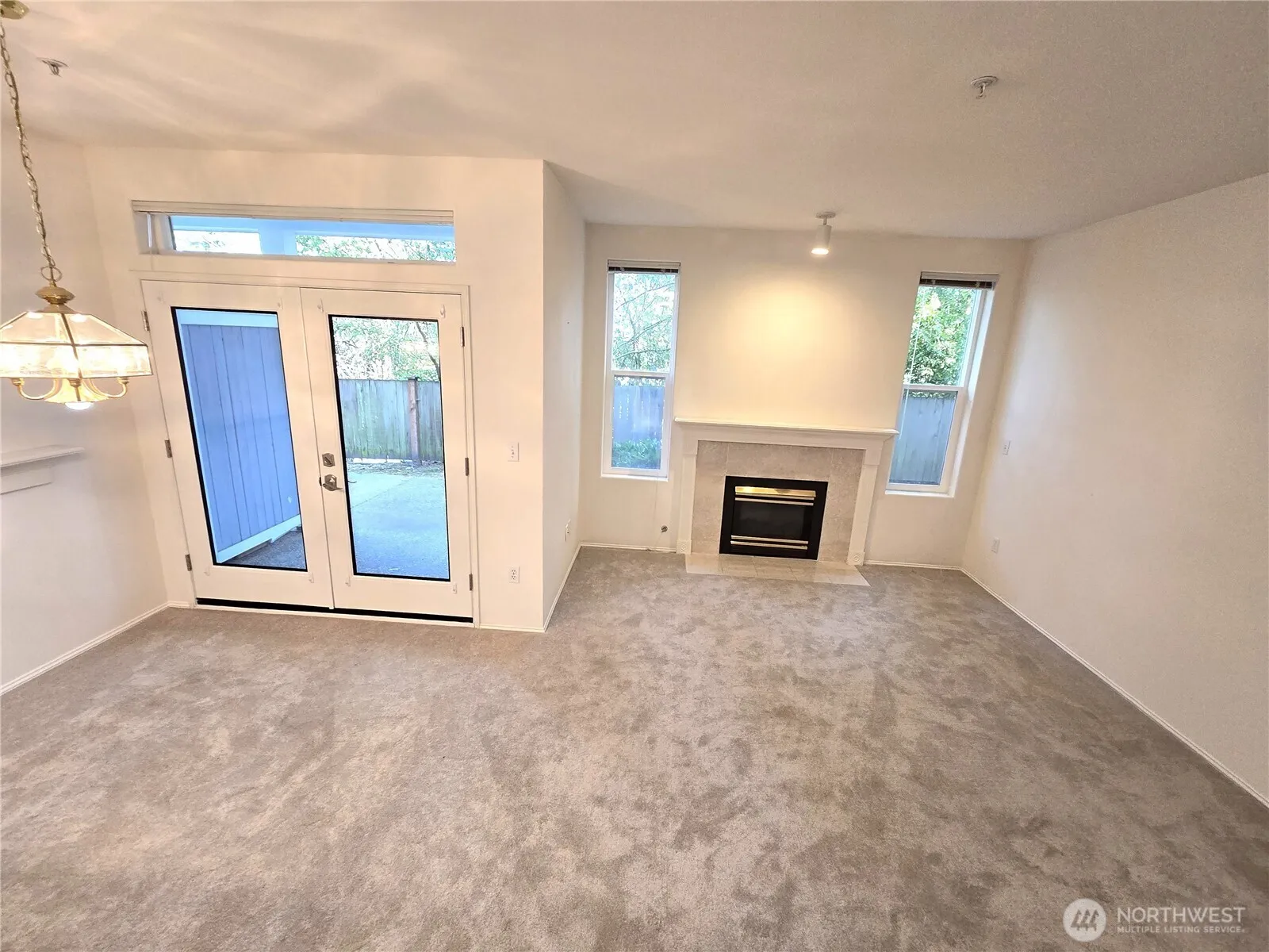 Property photo for 8515 244th Street Sw #a4, Edmonds photo 2