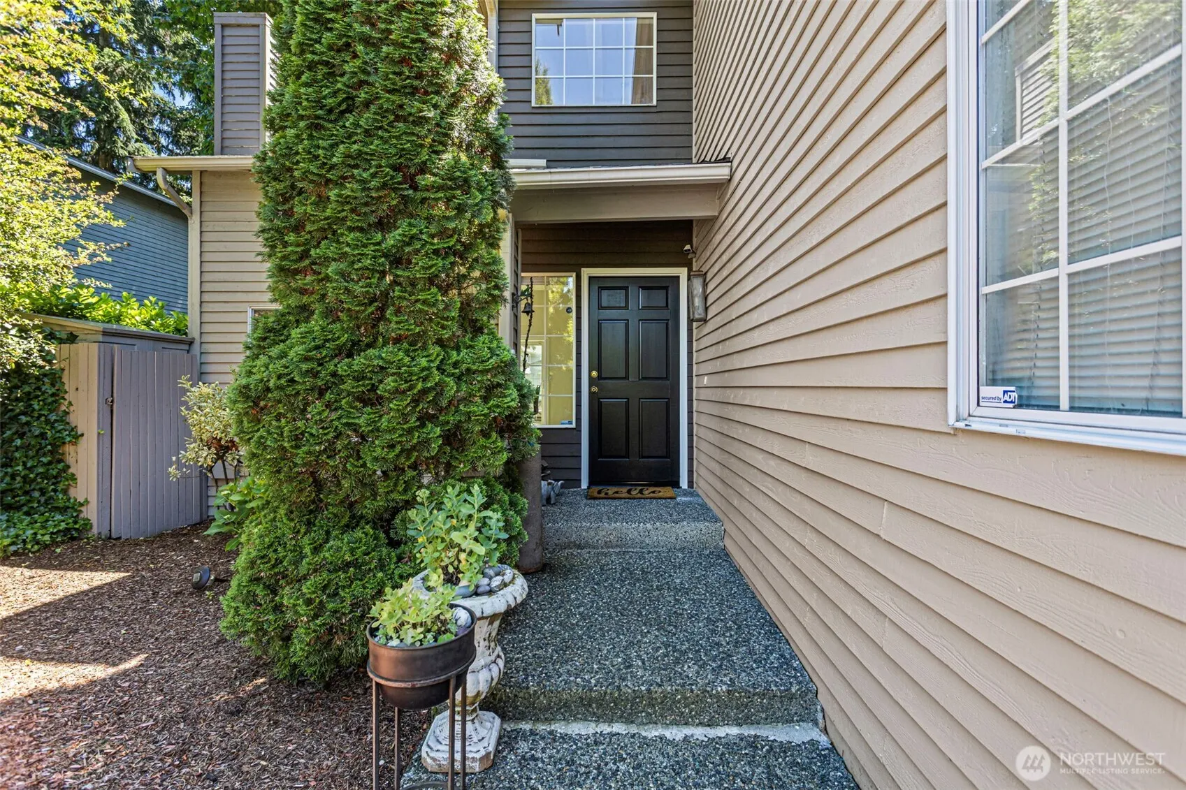 Property photo for 12737 Ne 97th Place, Kirkland photo 5