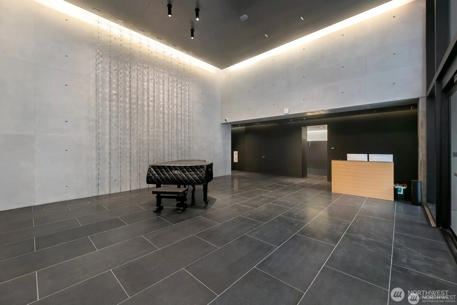 Property photo for 300 Virginia Street #1803, Seattle photo 3