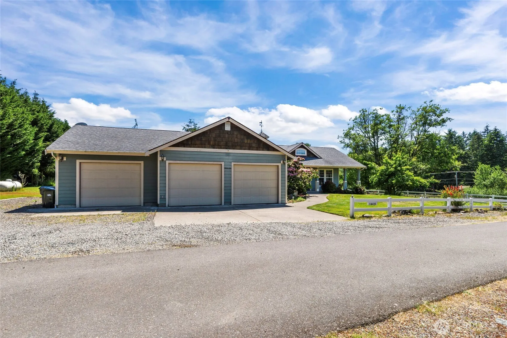 Property photo for 14623 66th Avenue E, Puyallup photo 2