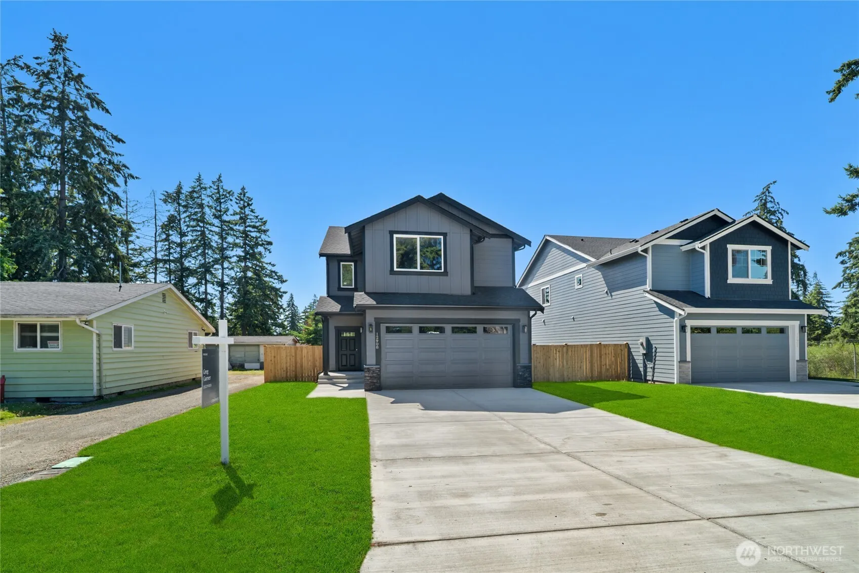 Property photo for 12908 Yakima Avenue S, Tacoma photo 2