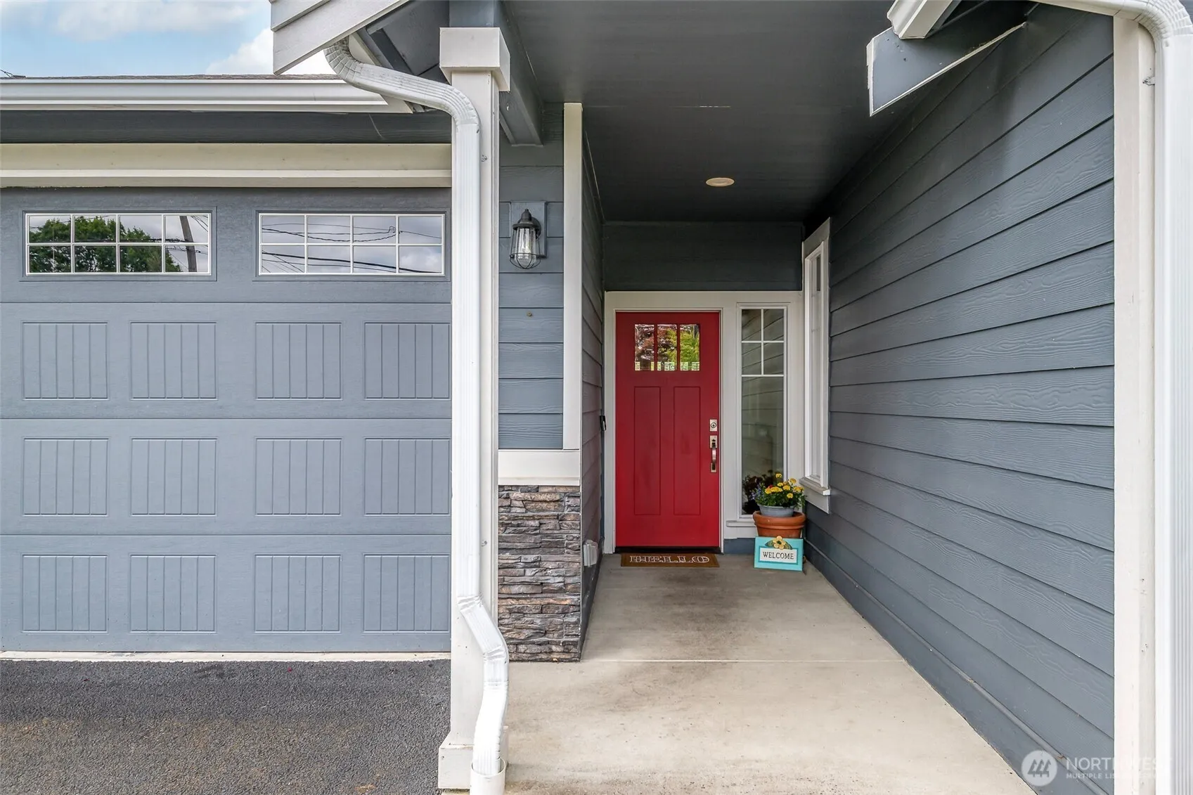 Property photo for 1502 12th Avenue Se, Puyallup photo 2
