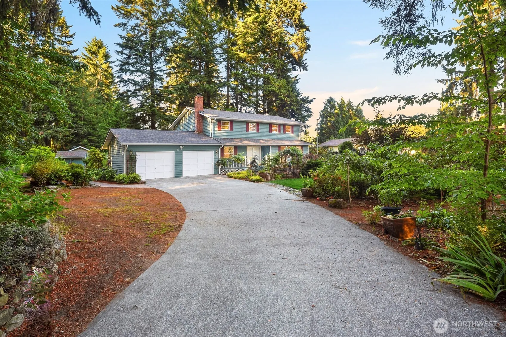 Property photo for 5611 240th Street Se, Woodinville photo 2