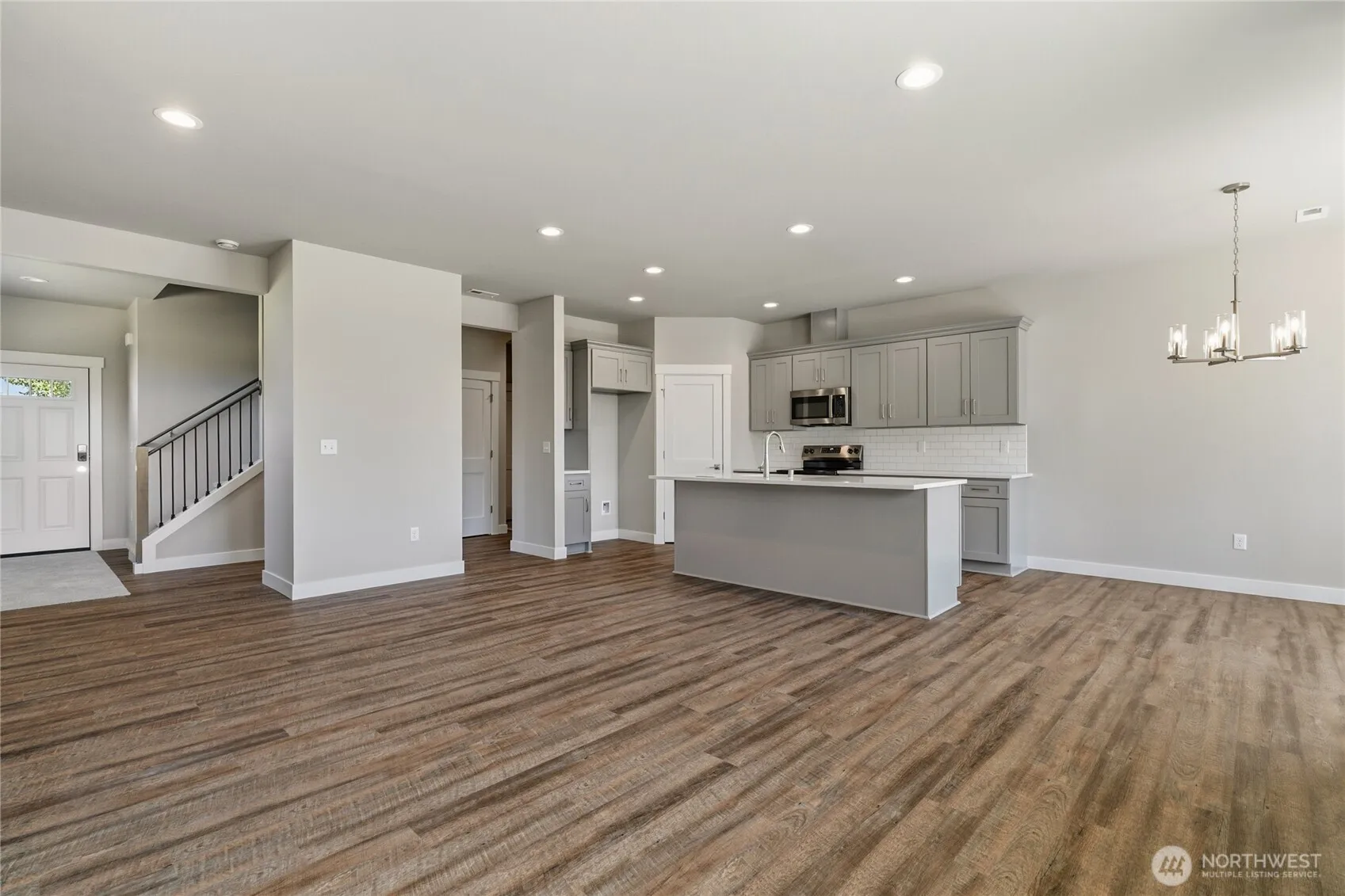Property photo for 12902 Yakima Avenue S, Tacoma photo 3