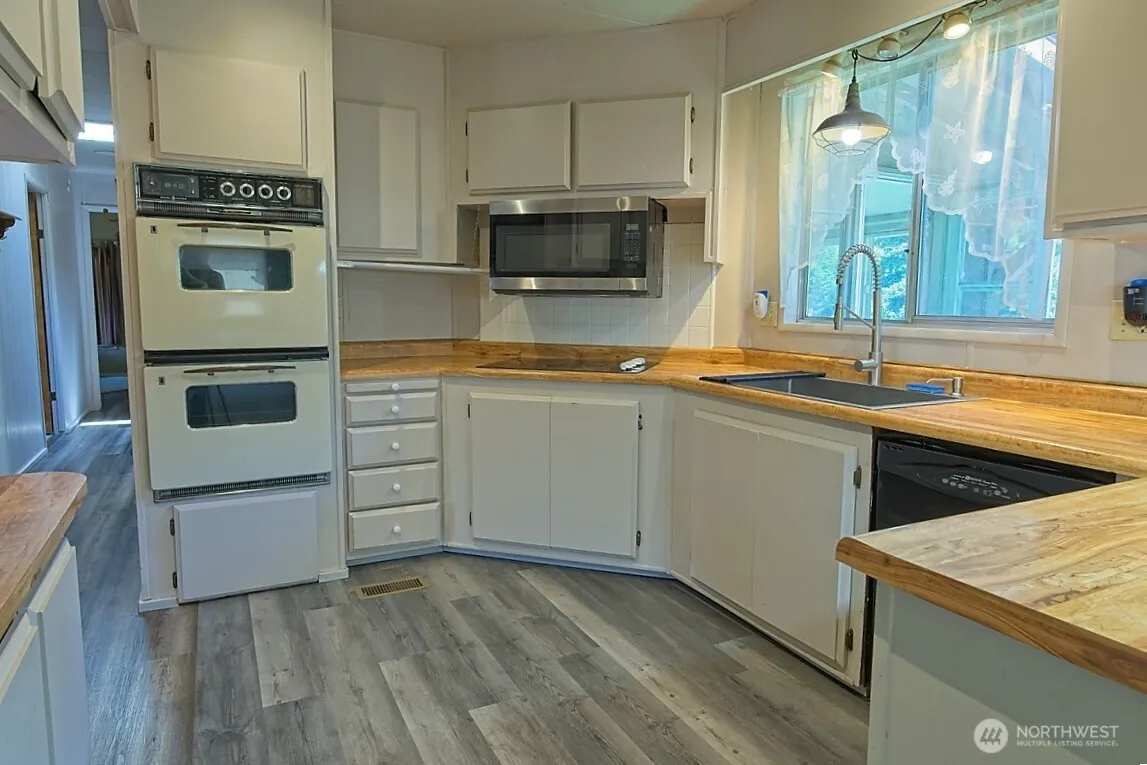 Property photo for 141 Quiet Place, Sequim photo 5