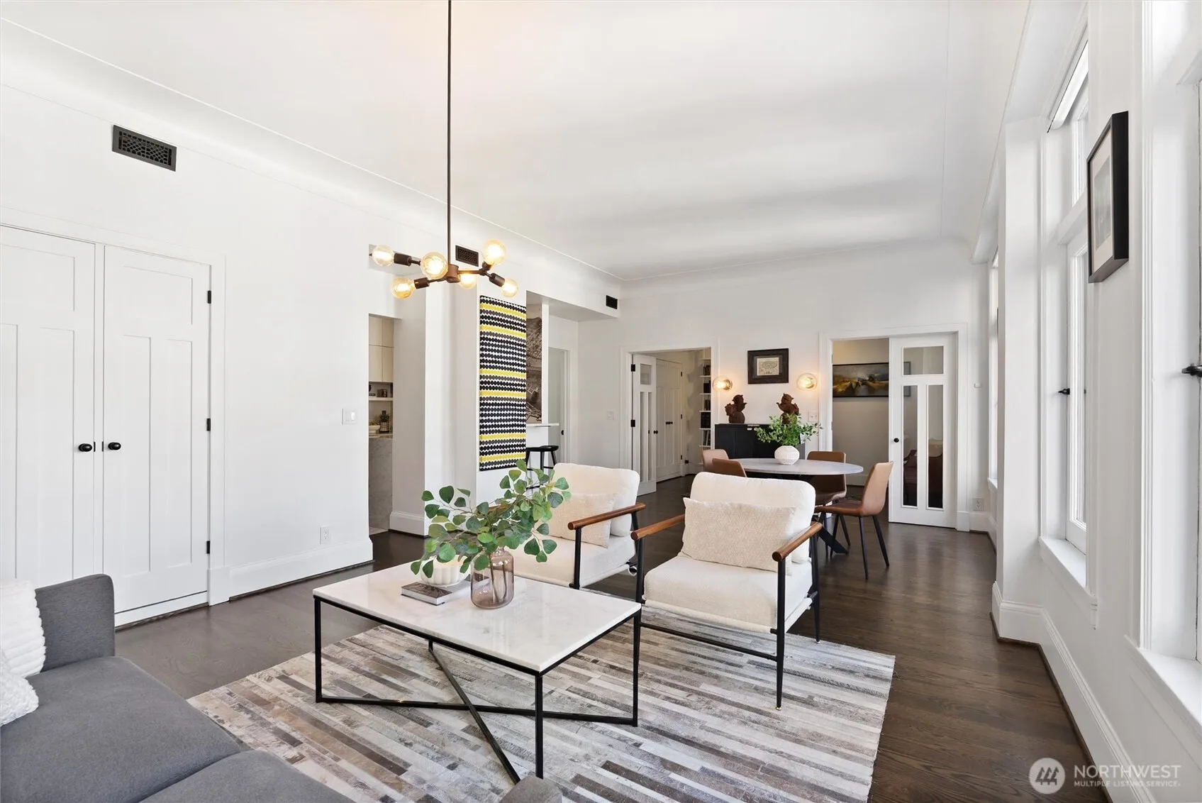 Property photo for 1519 3rd Avenue #501, Seattle photo 5