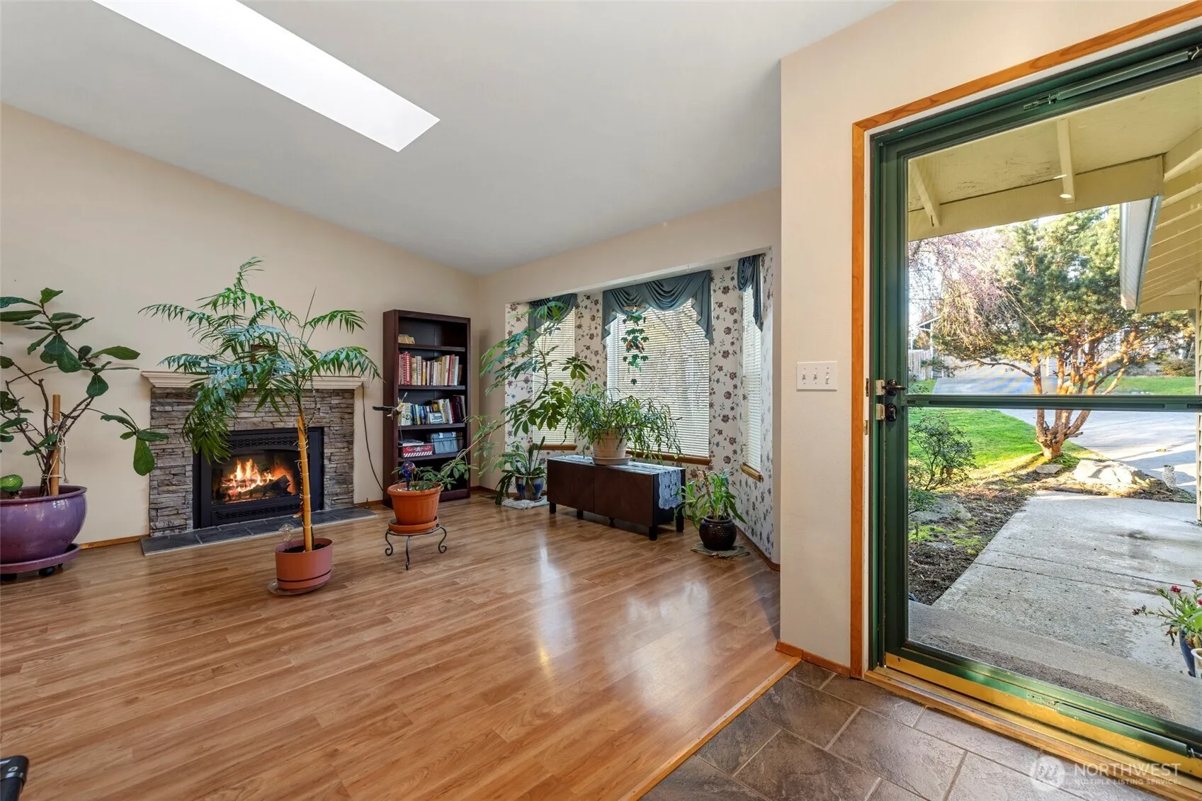 Property photo for 10626 25th Place Ne, Lake Stevens photo 4