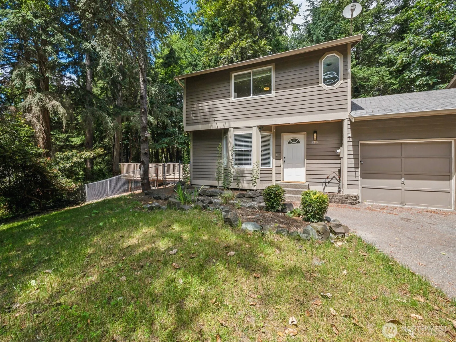 Property photo for 3815 & 3817 47th Street Nw, Gig Harbor photo 2