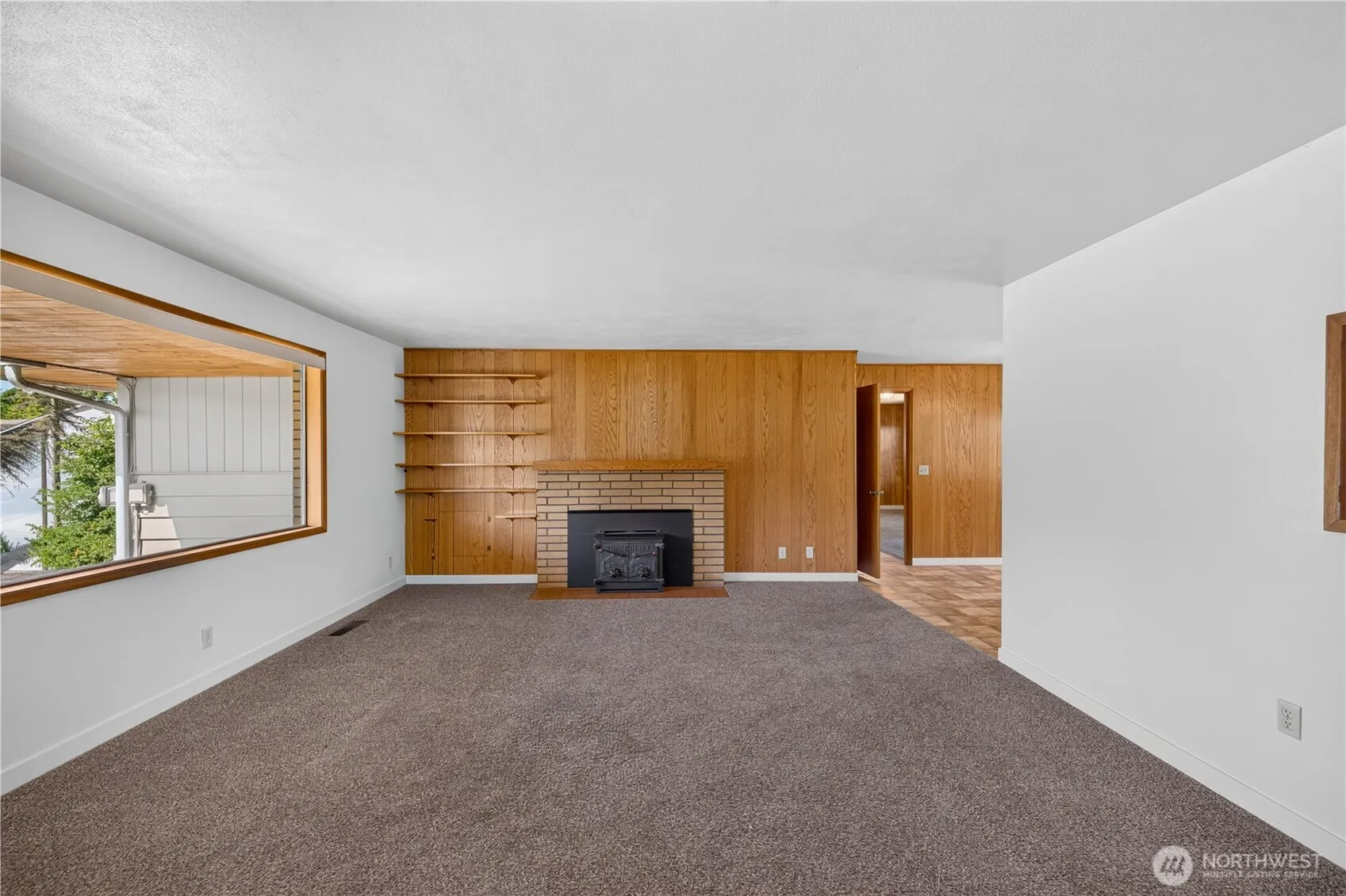 Property photo for 1509 Avon Avenue, Burlington photo 3