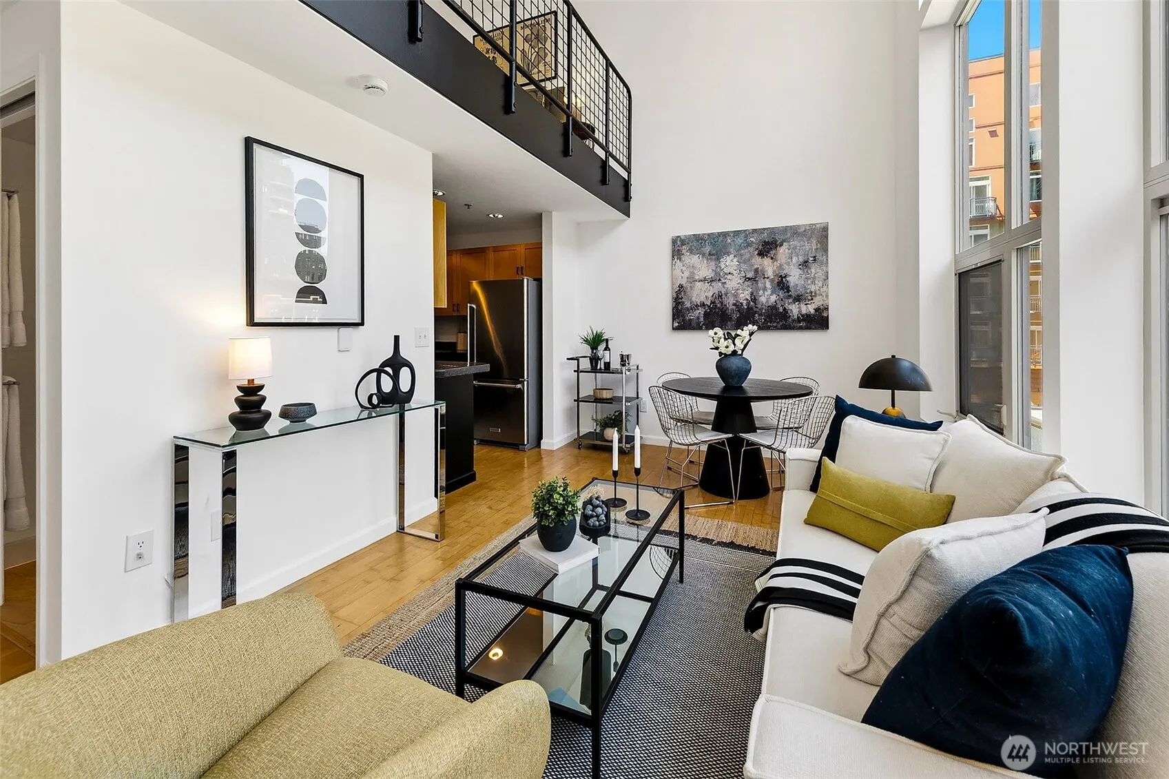 Property photo for 2324 1st Avenue #214, Seattle photo 4