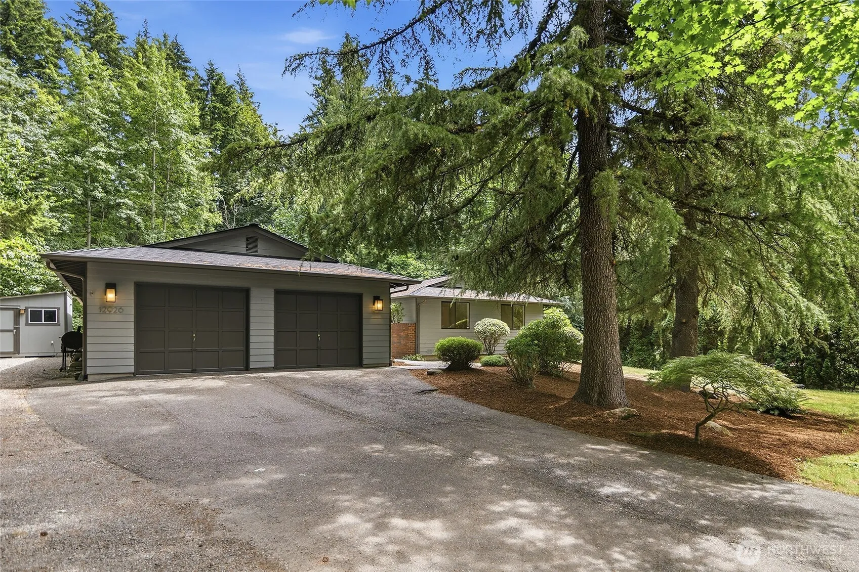 Property photo for 12926 164h Avenue Ne, Redmond photo 2