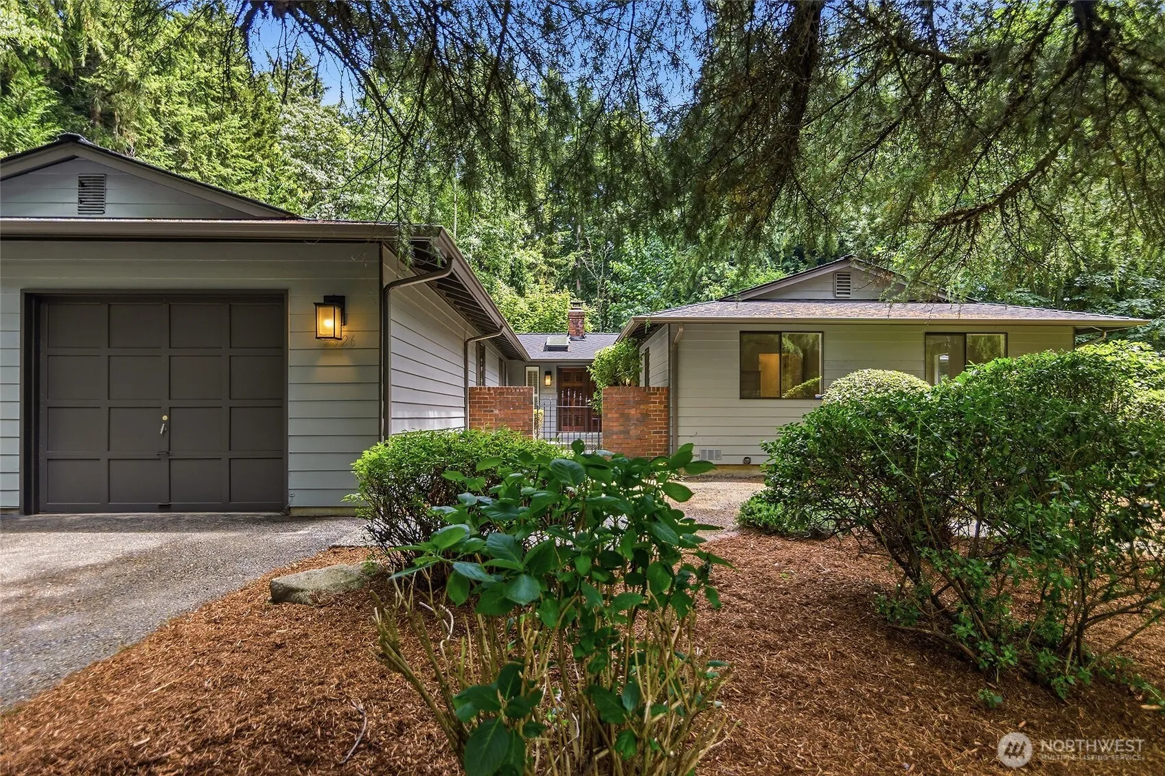 Property photo for 12926 164h Avenue Ne, Redmond photo 3