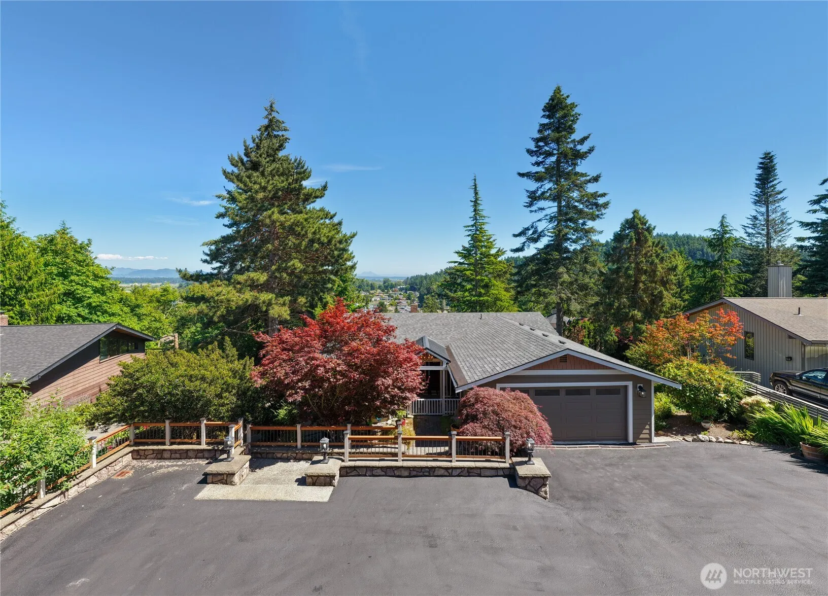 Property photo for 421 Umatilla Drive, La Conner