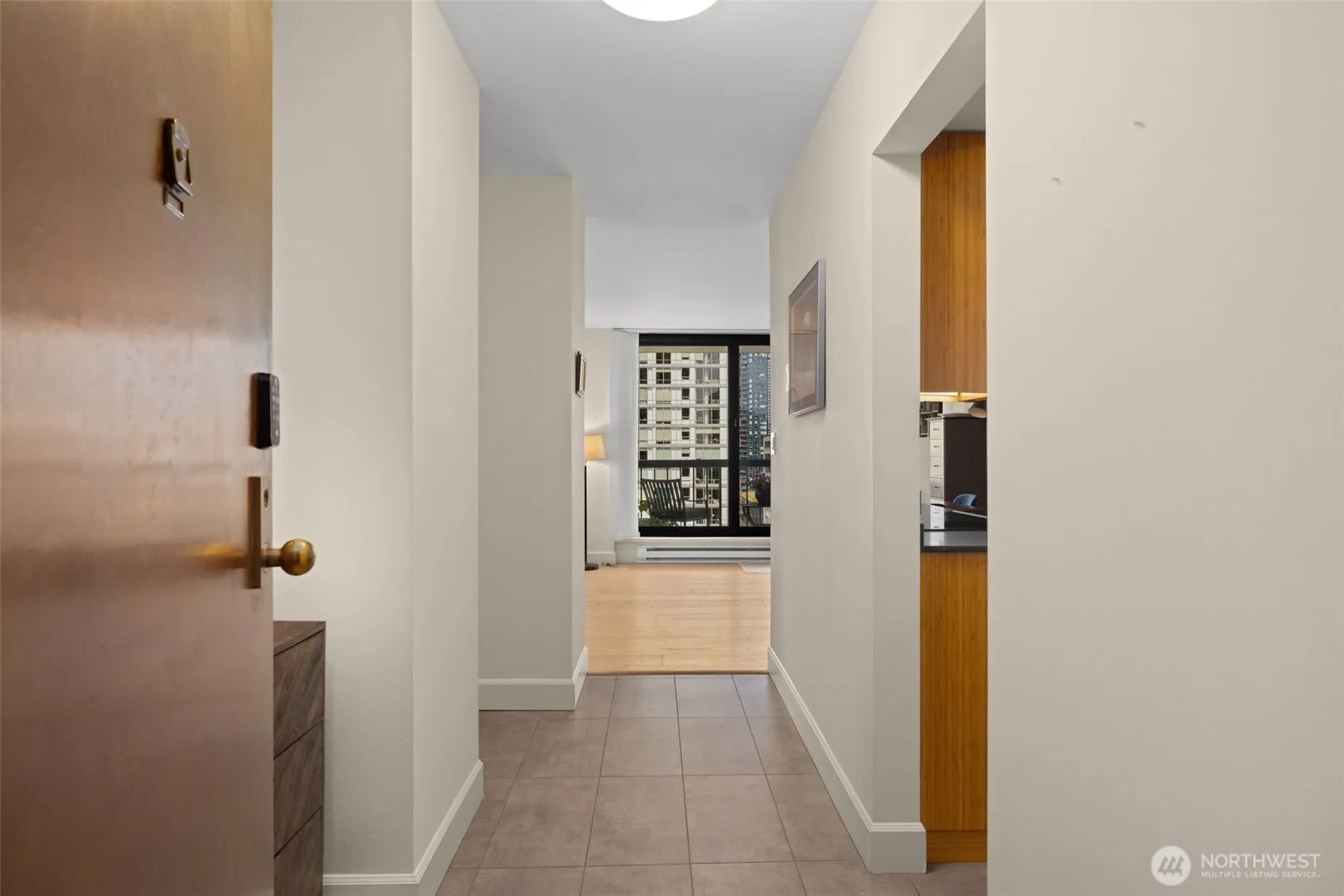 Property photo for 2100 3rd Avenue #1005, Seattle photo 2