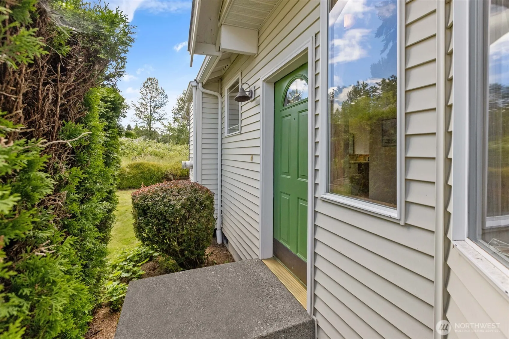 Property photo for 12421 63rd Avenue E, Puyallup photo 2