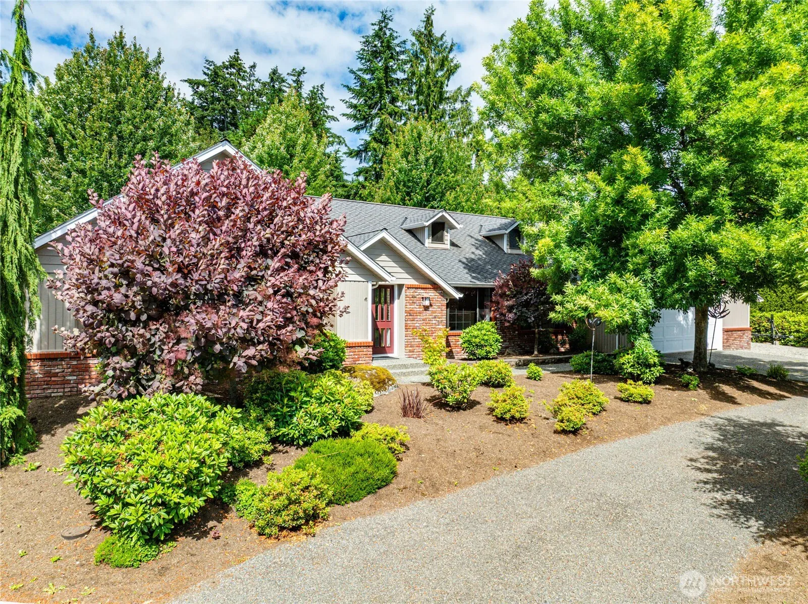 Property photo for 3005 135th Place Se, Mill Creek photo 2