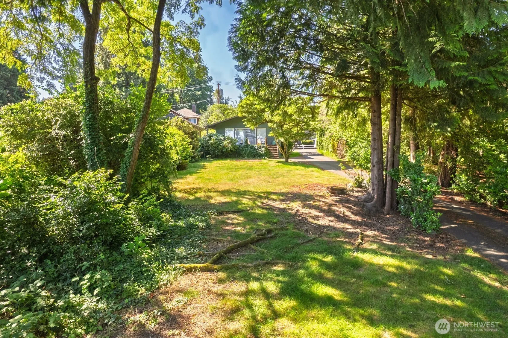 Property photo for 9412 Se 33rd Street, Mercer Island photo 4