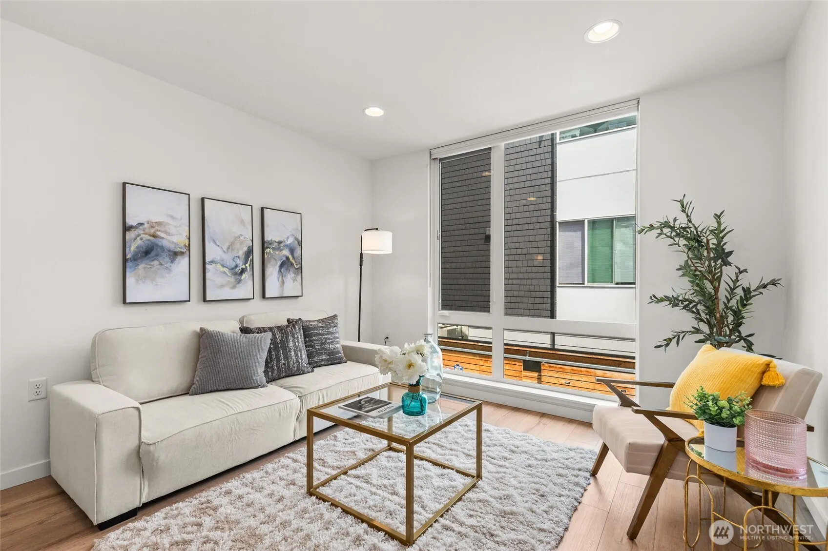 Property photo for 2106 Ne 85th Street #e, Seattle