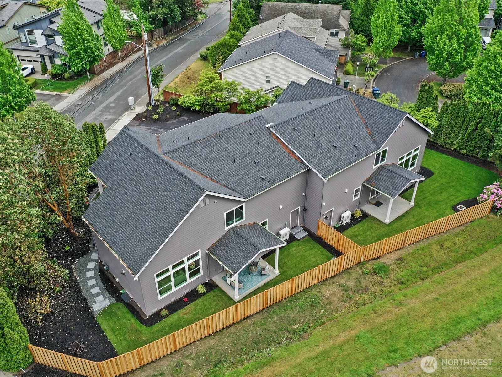 Property photo for 9207 Ne 175th Street #b, Bothell