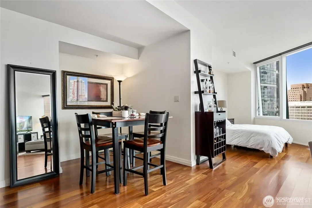Property photo for 10700 Ne 4th Street #1808, Bellevue photo 3