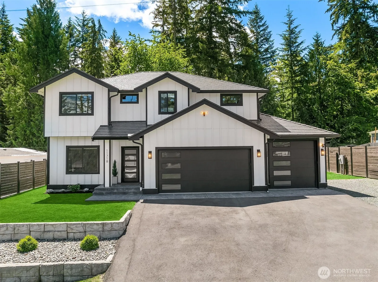 Property photo for 11718 64th Place Ne, Lake Stevens