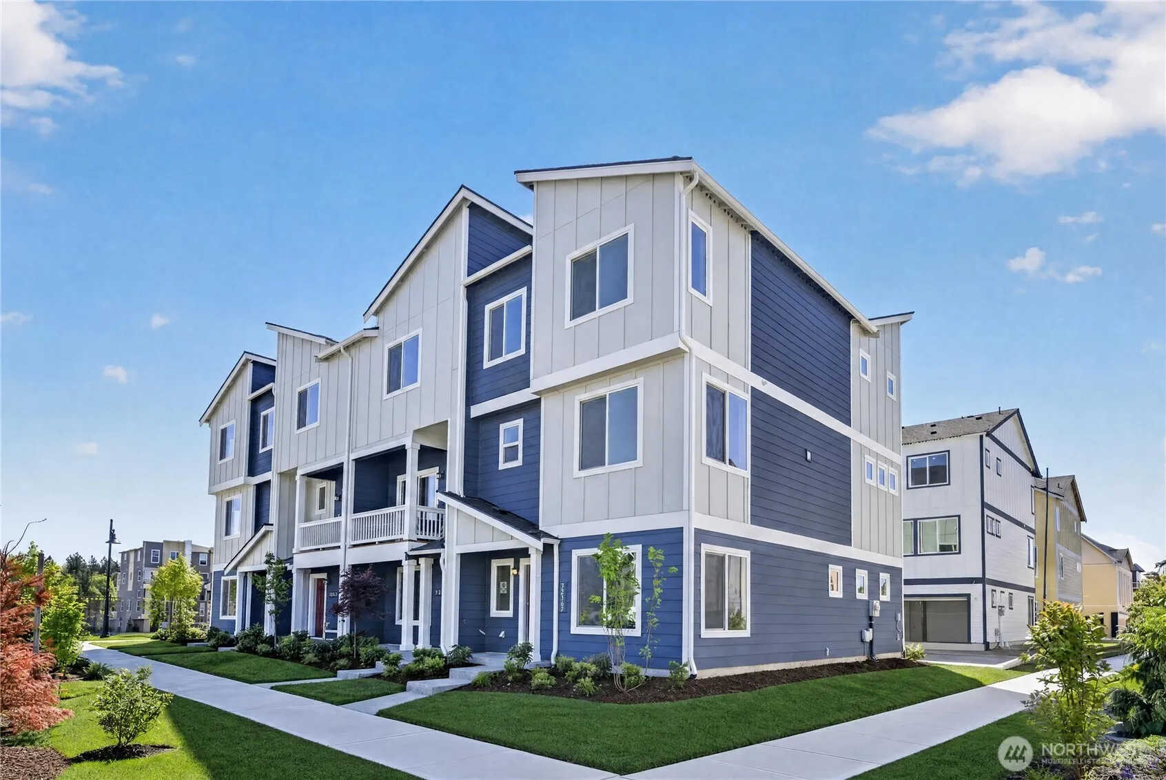 Property photo for 34084 Emerald Ridge Avenue Se, Black Diamond photo 2