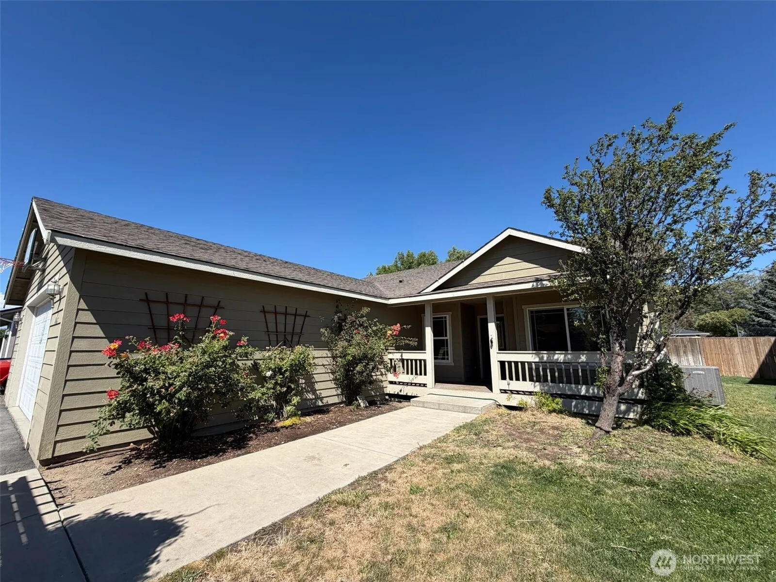 Property photo for 106 N Benton Street, Kittitas photo 2