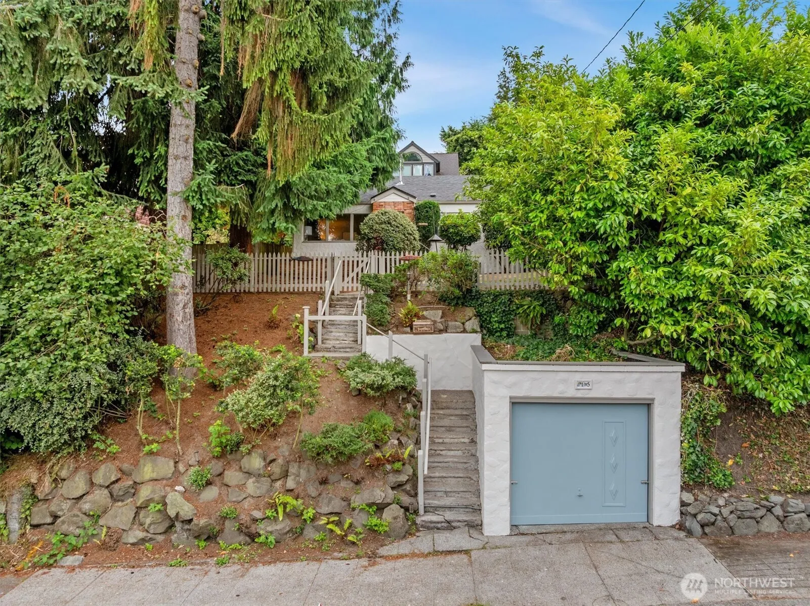 Property photo for 15 Fulton Street, Seattle