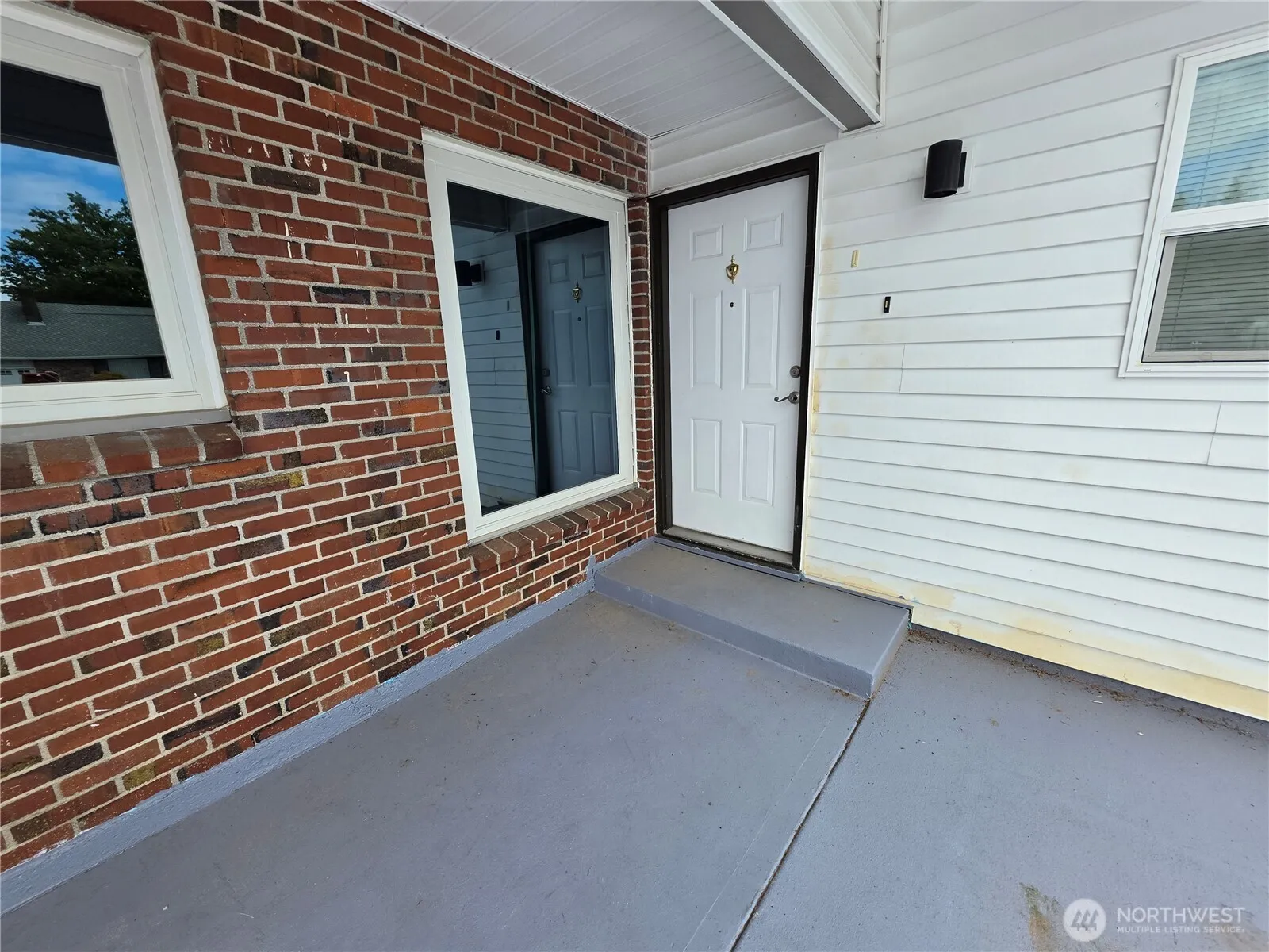 Property photo for 809 Flint Avenue, Vancouver photo 4