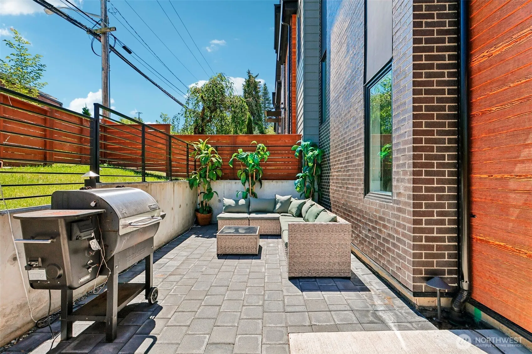 Property photo for 117 6th Street #e, Kirkland photo 3