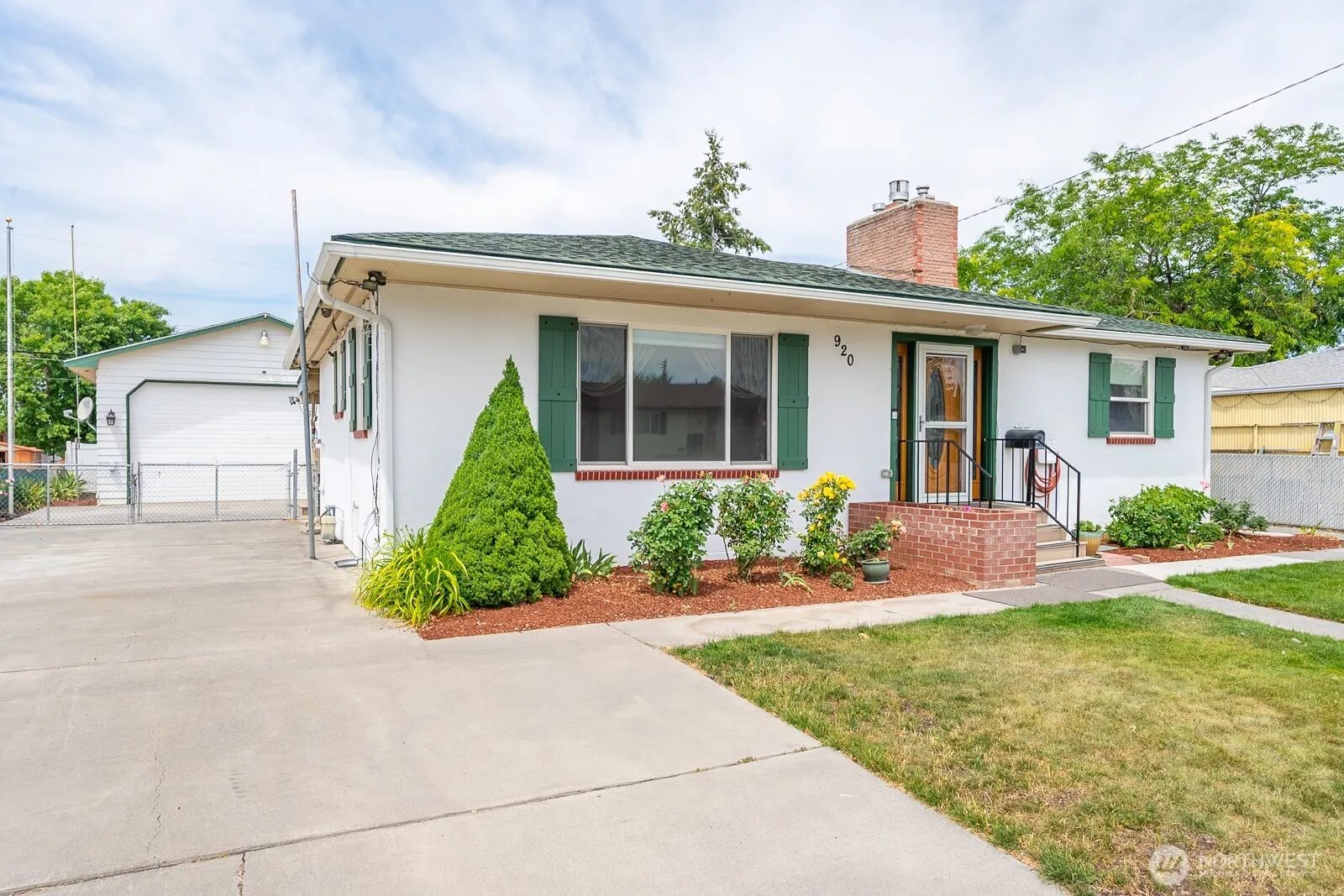 Property photo for 920 S Dahlia Drive, Moses Lake