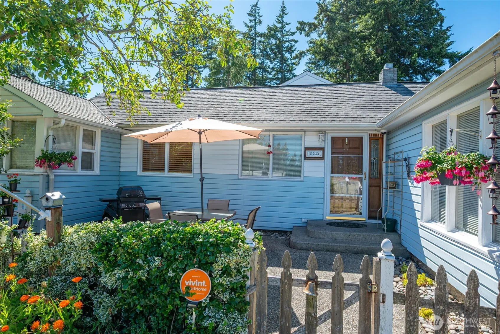 Property photo for 685 Ne Regatta Street, Oak Harbor